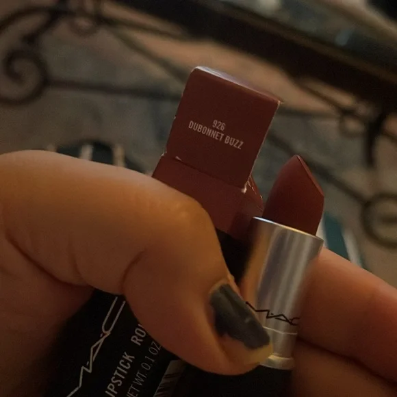 MAC Cosmetics powder kiss Lipstick - Picture 3 of 3